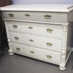 999 6790 CHEST OF DRAWERS